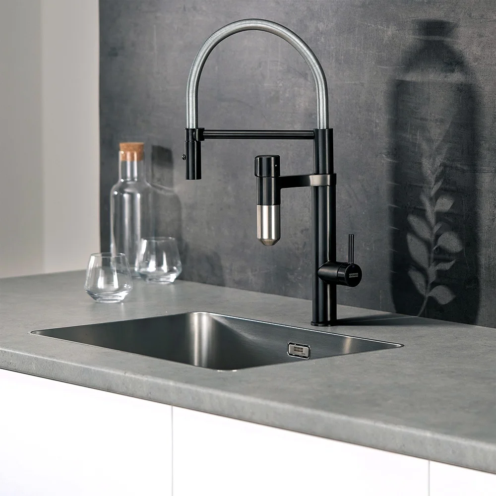 Кухонный смеситель FRANKE Vital Матовый Чёрный (120.0621.312) — изображение 2